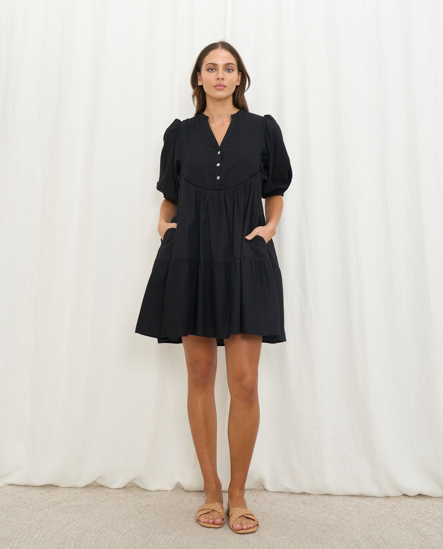 Anya Mini - Black
