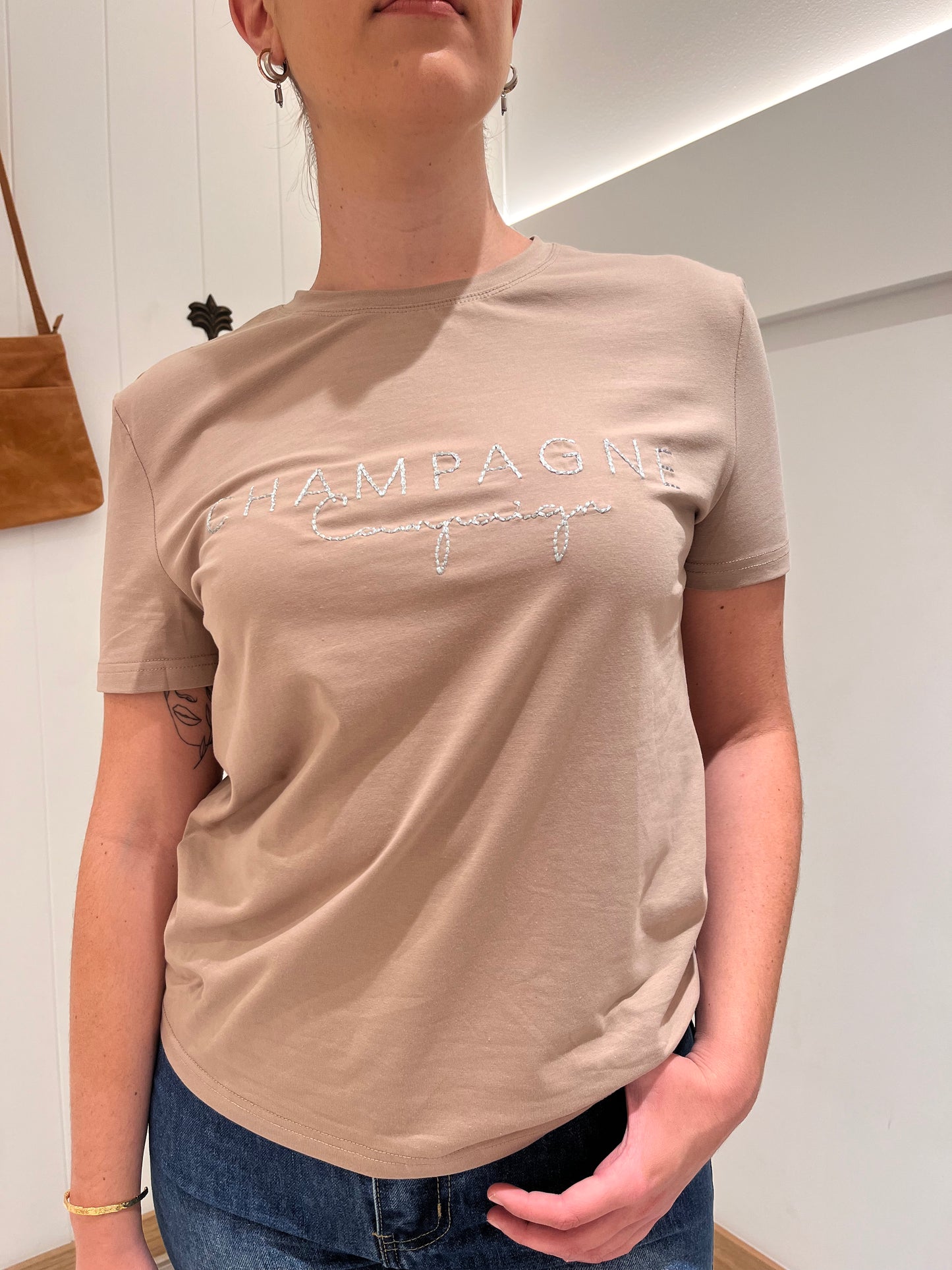 CC Tee - Mocha