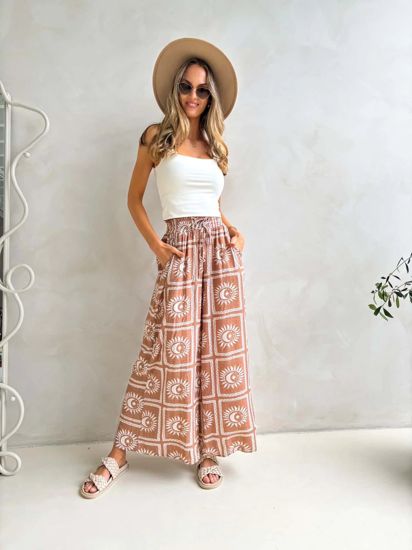 Jessika Pant - Arcillia