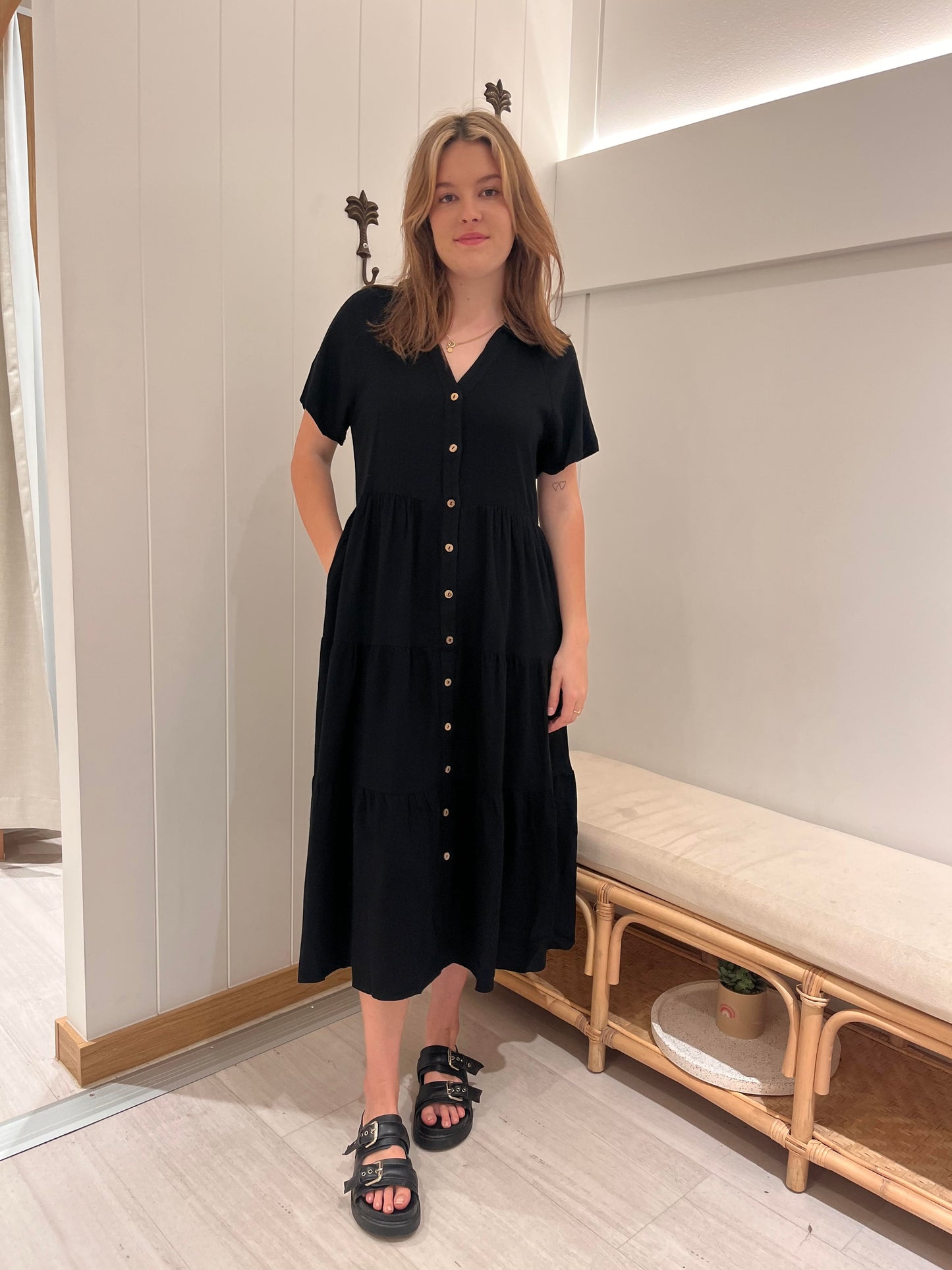Pammy Linen Dress - Black