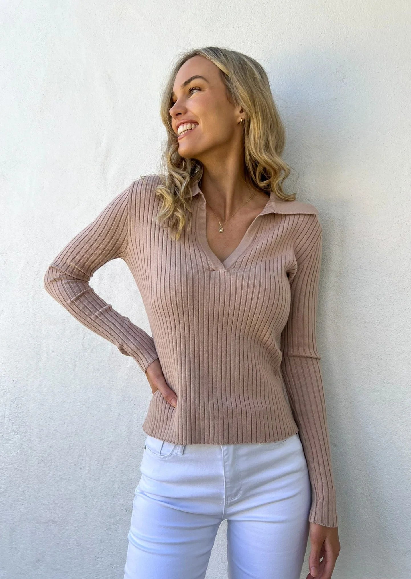 Payton V Collar Knit - Tan