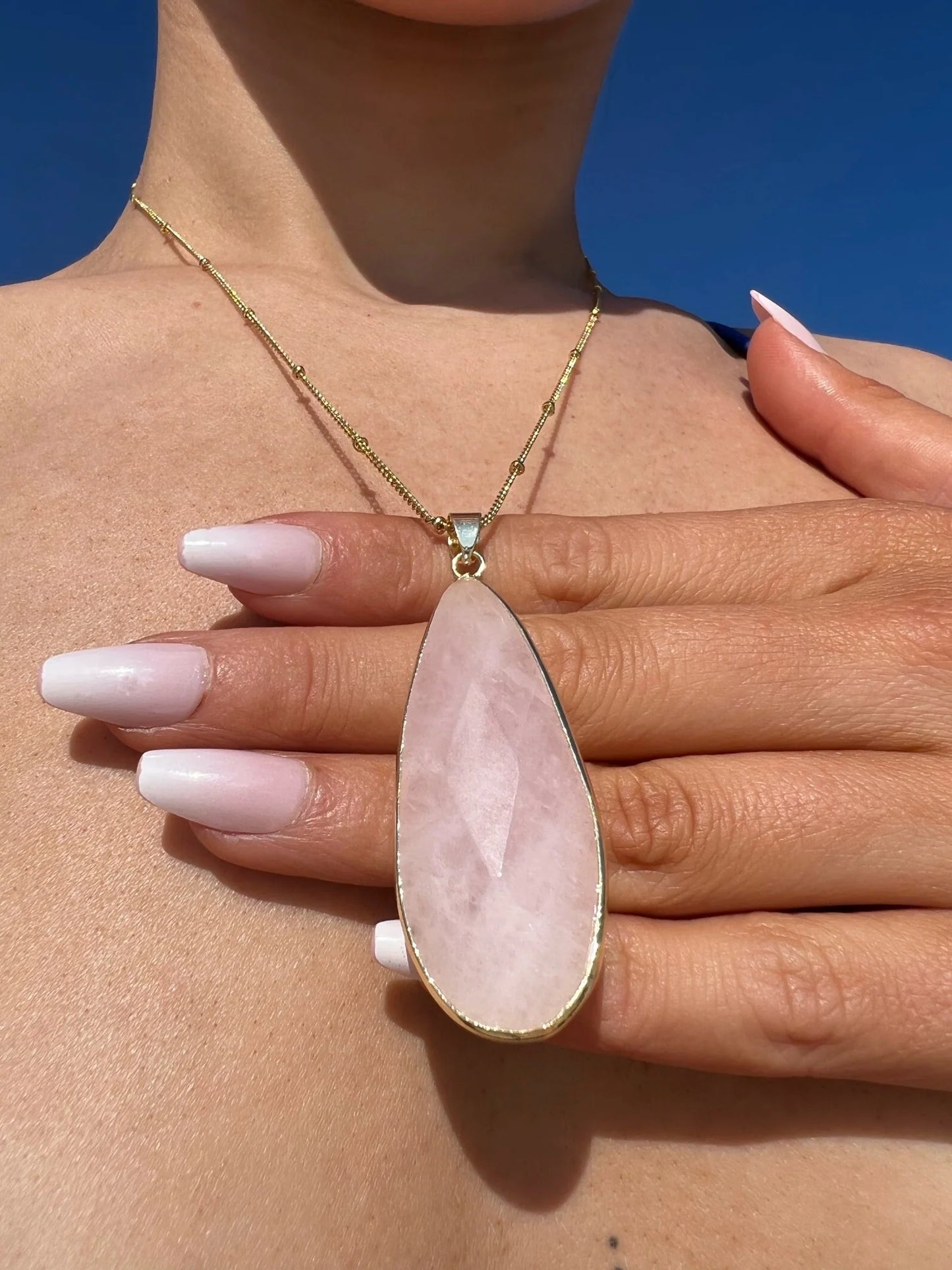 Sea Petal Necklace - Rose Quartz