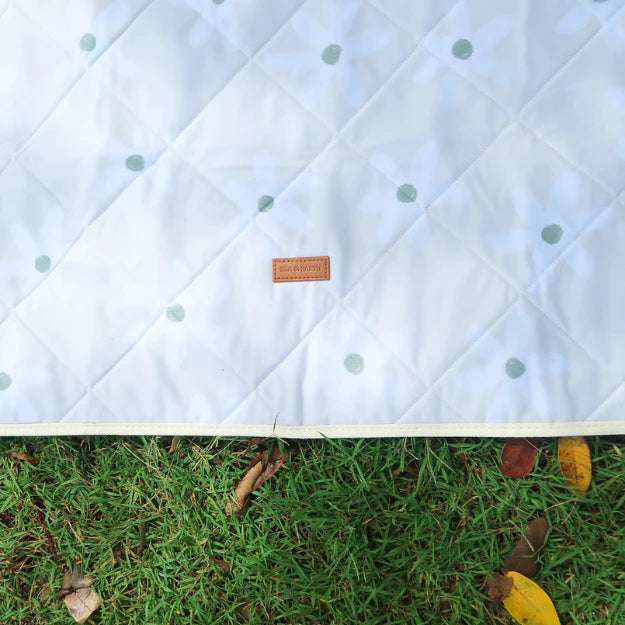 Waterproof Picnic Rug - Daisy