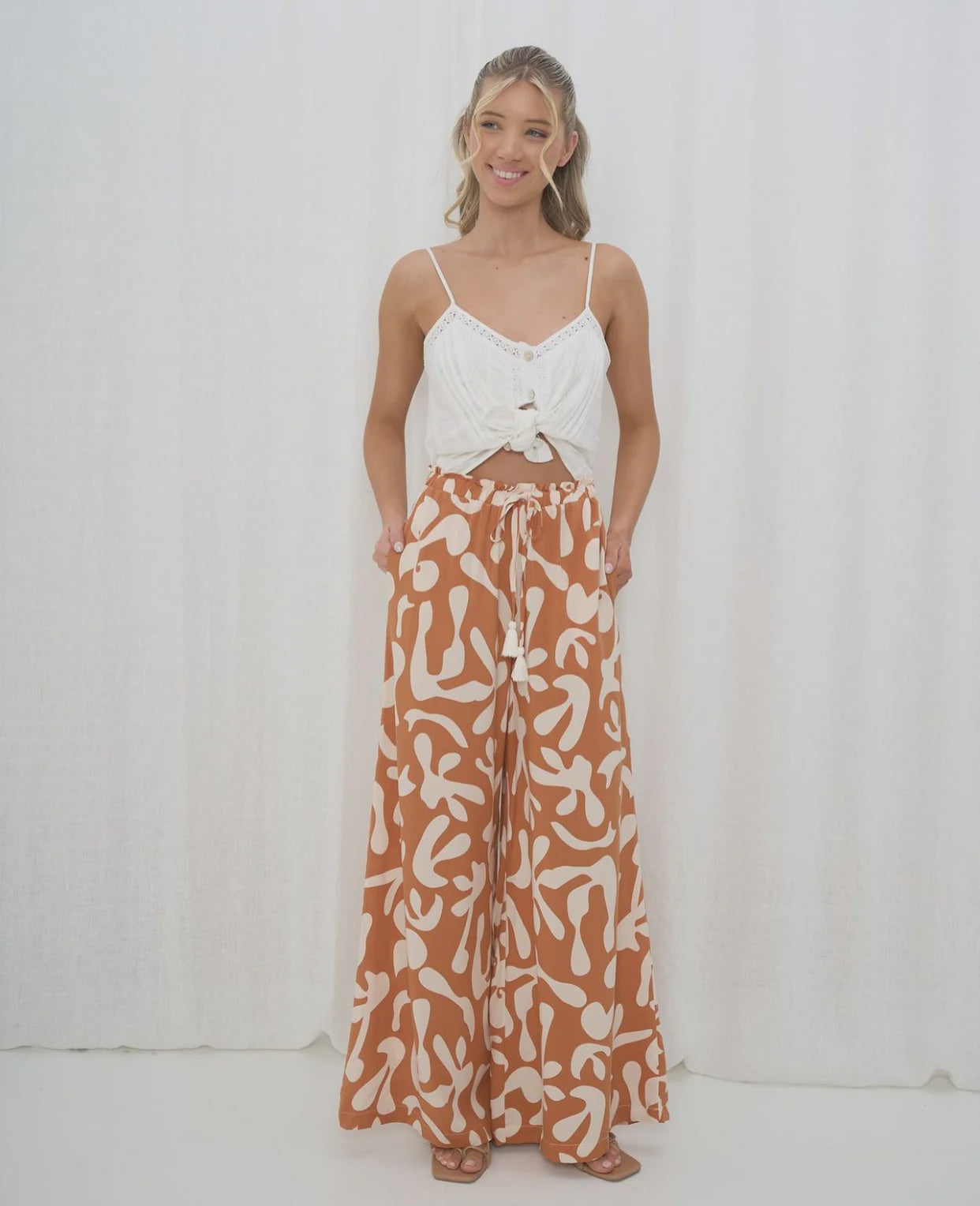 Moana Pant - Brown