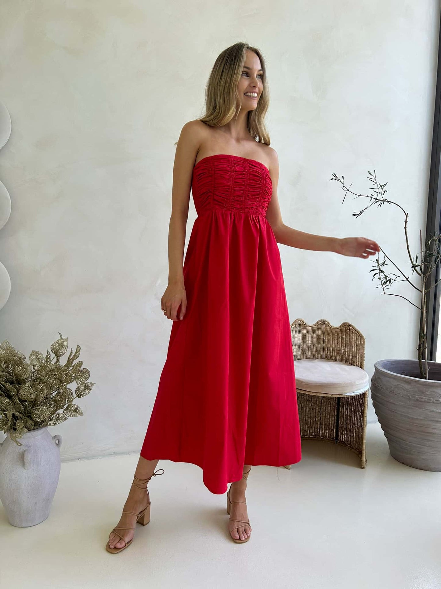 Poppy Strapless Maxi - Red