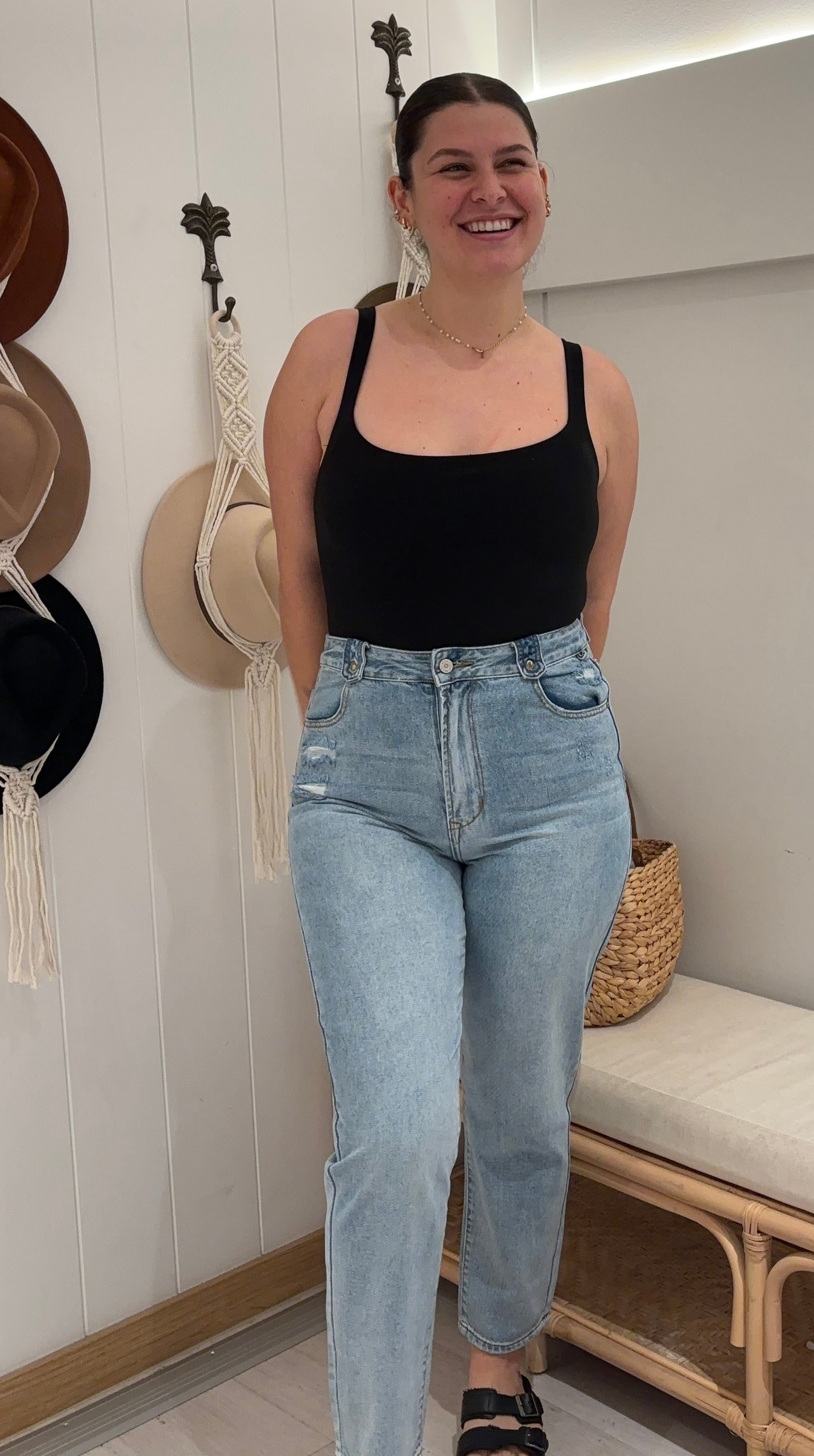 Elevate your denim game with Refuge Denim's Ocean Wash Jeans. These high-waisted, non-stretch jeans feature wide cowgirl belt loops and stylish rips at the hip. Perfect for adding a touch of edge to your wardrobe. (Yee-haw!)