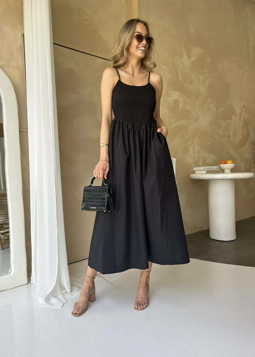 Tiara Ruched Maxi - Black