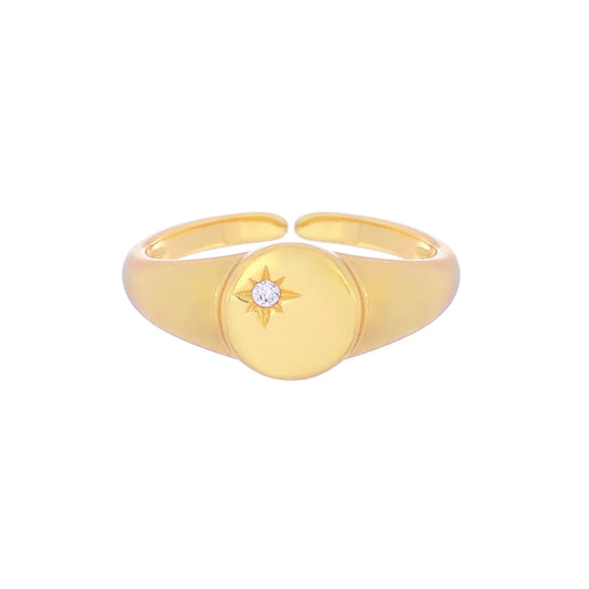 Experience luxury and comfort with our Star Signet Ring Gold. Made for sensitive skin, this hypoallergenic and nickel-free ring is non-tarnish, ensuring long-lasting wear. Plus, it's adjustable for the perfect fit. Feel confident and stylish with every wear.
