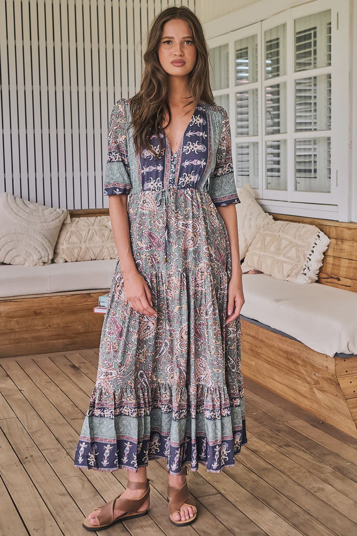 Tessa Maxi Dress in the Olivine boasts a gorgeous floral patterned, flow style with a pull-in waist tie that will flatter all your curves! She can be dressed up by adding simple accessories and a pair of heels. She can also be dressed down with a simple denim jacket and pair of sandals for your casual Sunday afternoon BBQ